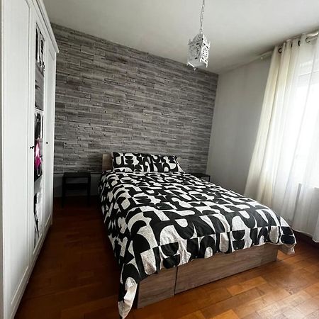 Chez Michel Apartment Lens Bagian luar foto